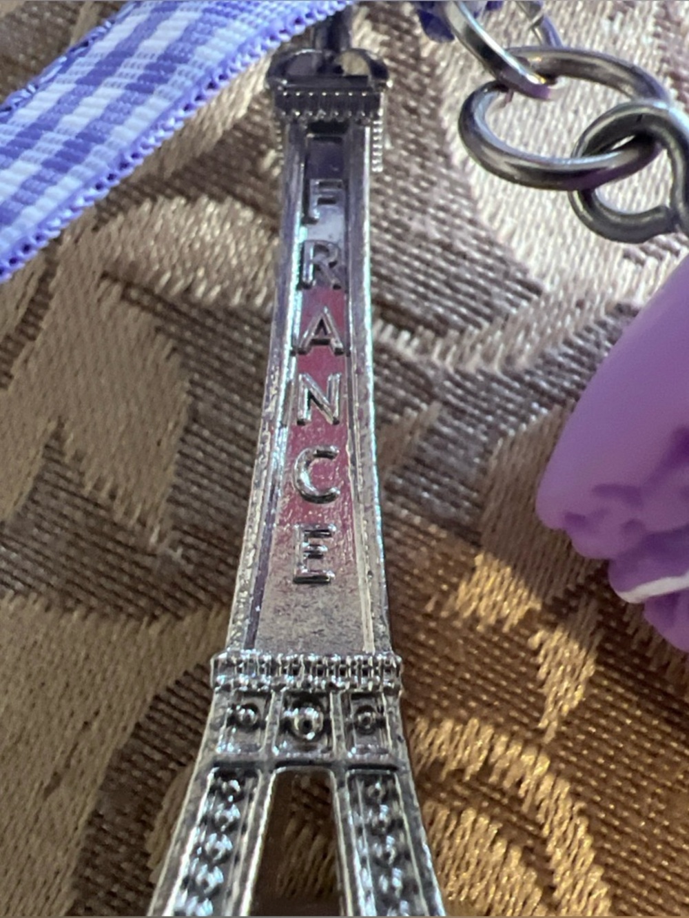 France Three Macaroons Eiffel Tower Silver  Tone Keychain Charm - Picture 2 of 9